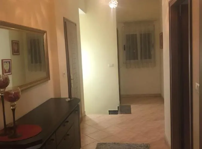 Lovely 2 Bedroom