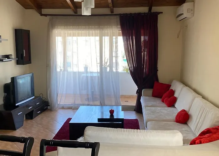 Apartment Lovely 2 Bedroom