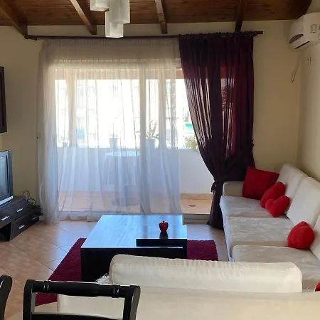 아파트 Lovely 2 Bedroom